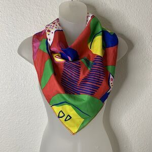 LUSH Knot Wrap Fruit Bowl Print Scarf Head Wrap Wrapping 27"x27" Colorful NWOT